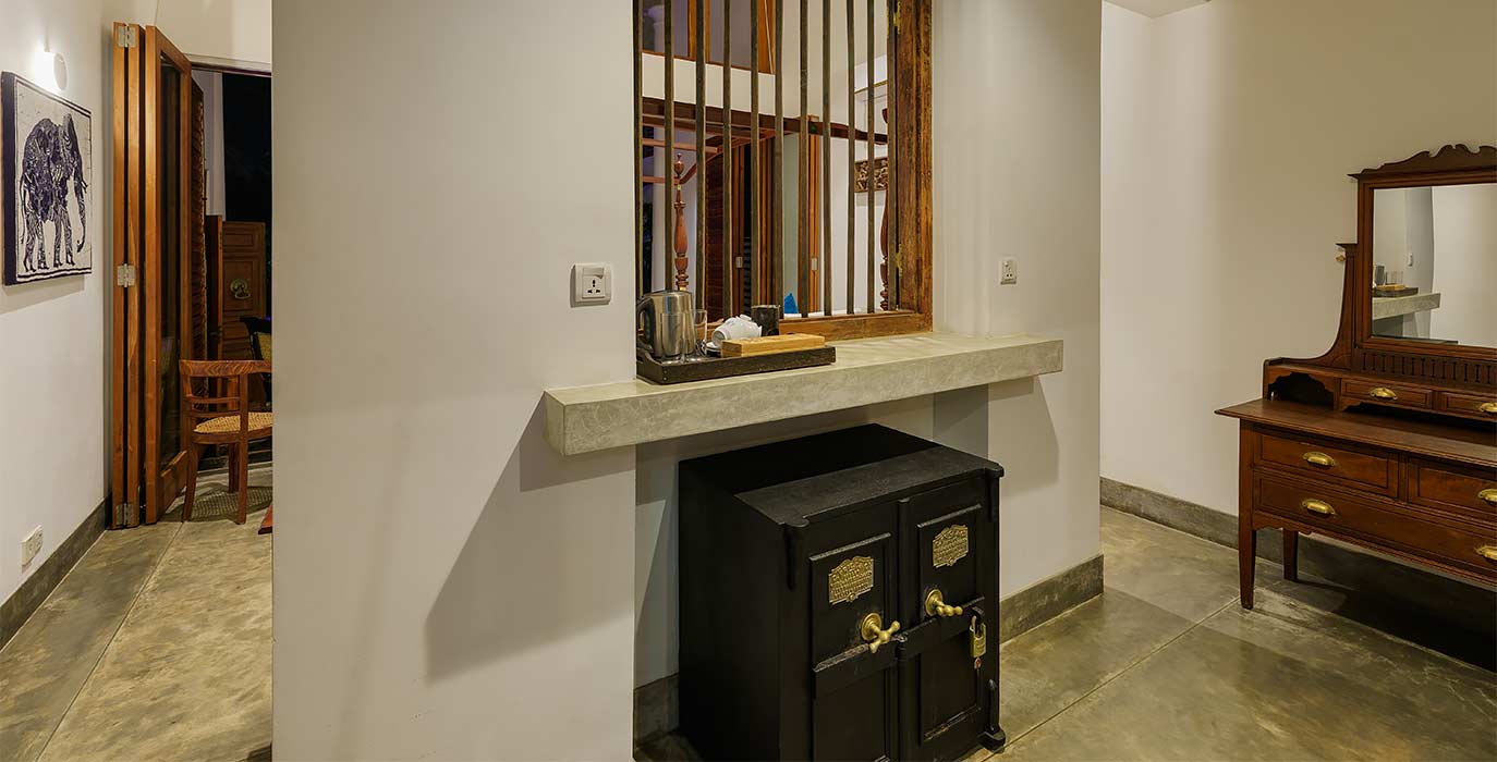 Royal indigo Suite-Room